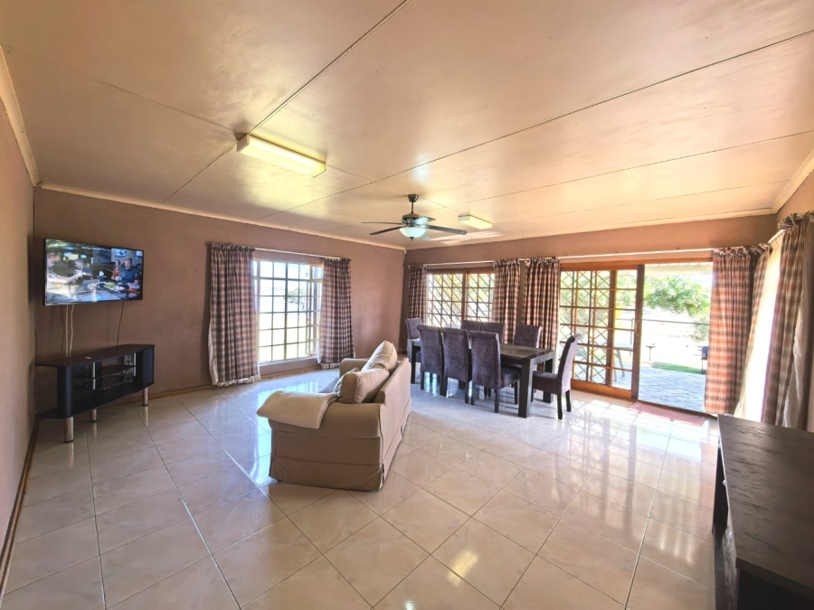 2 Bedroom Property for Sale in Oranjeville Free State